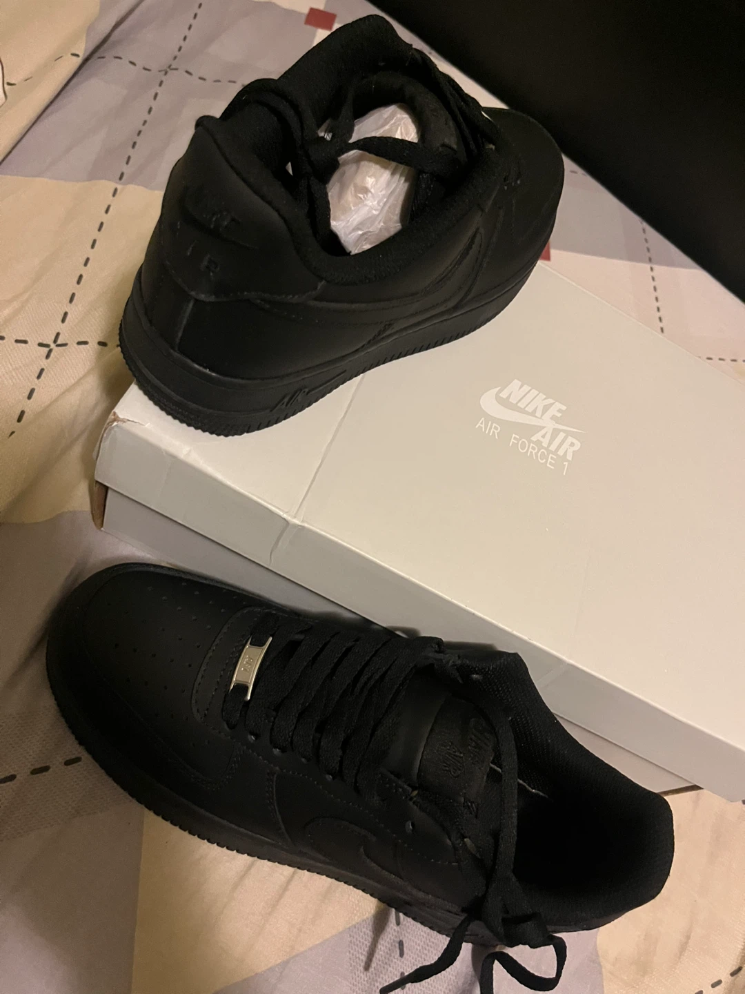 Nike Air Force 1 - Black - photo 2