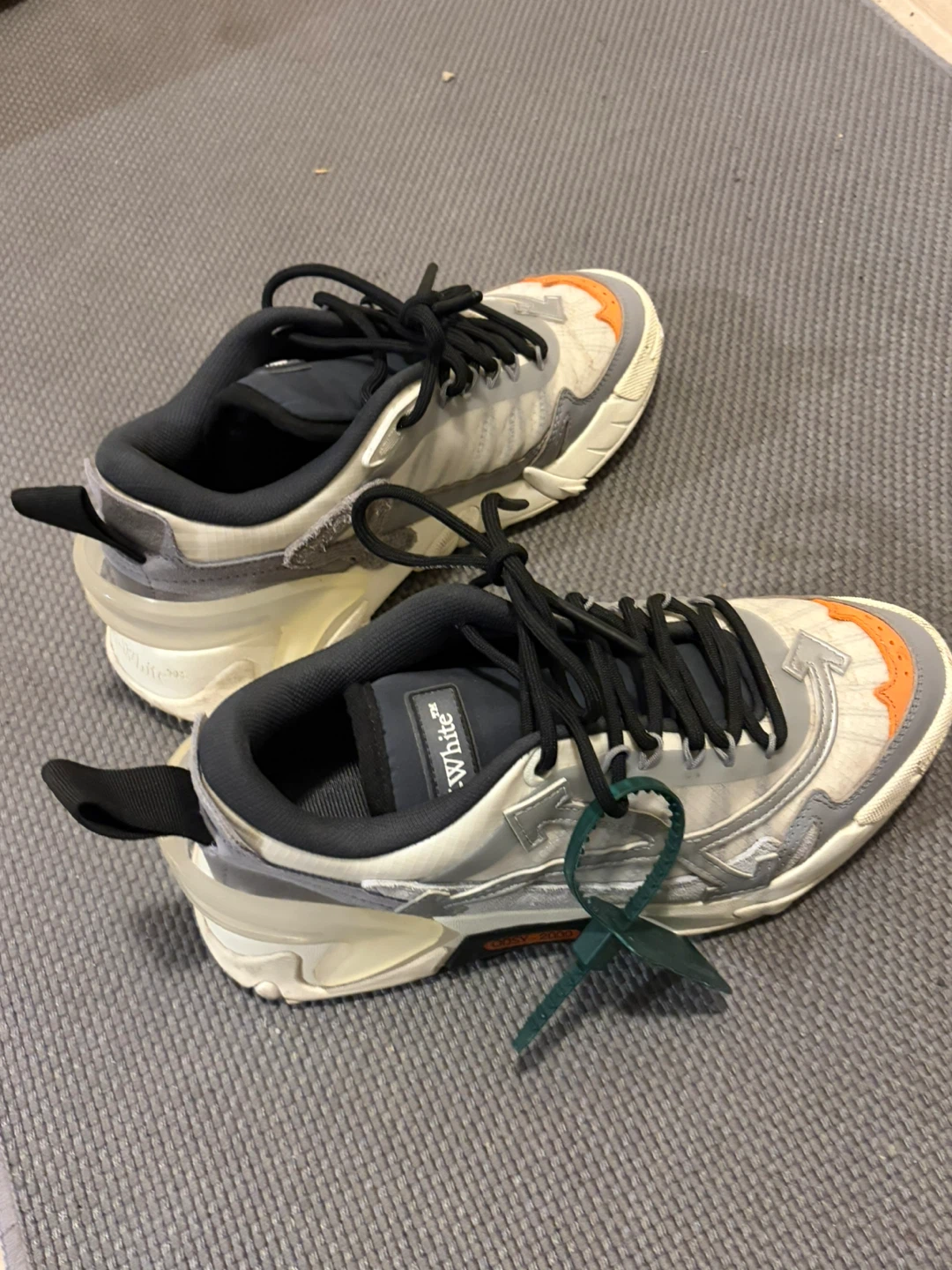 Off-White Sneakers Size 40