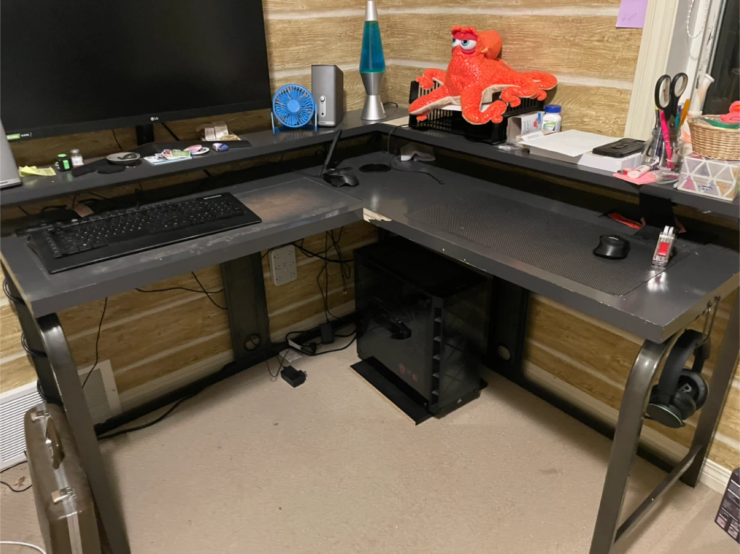 Gaming L-Shaped Desk