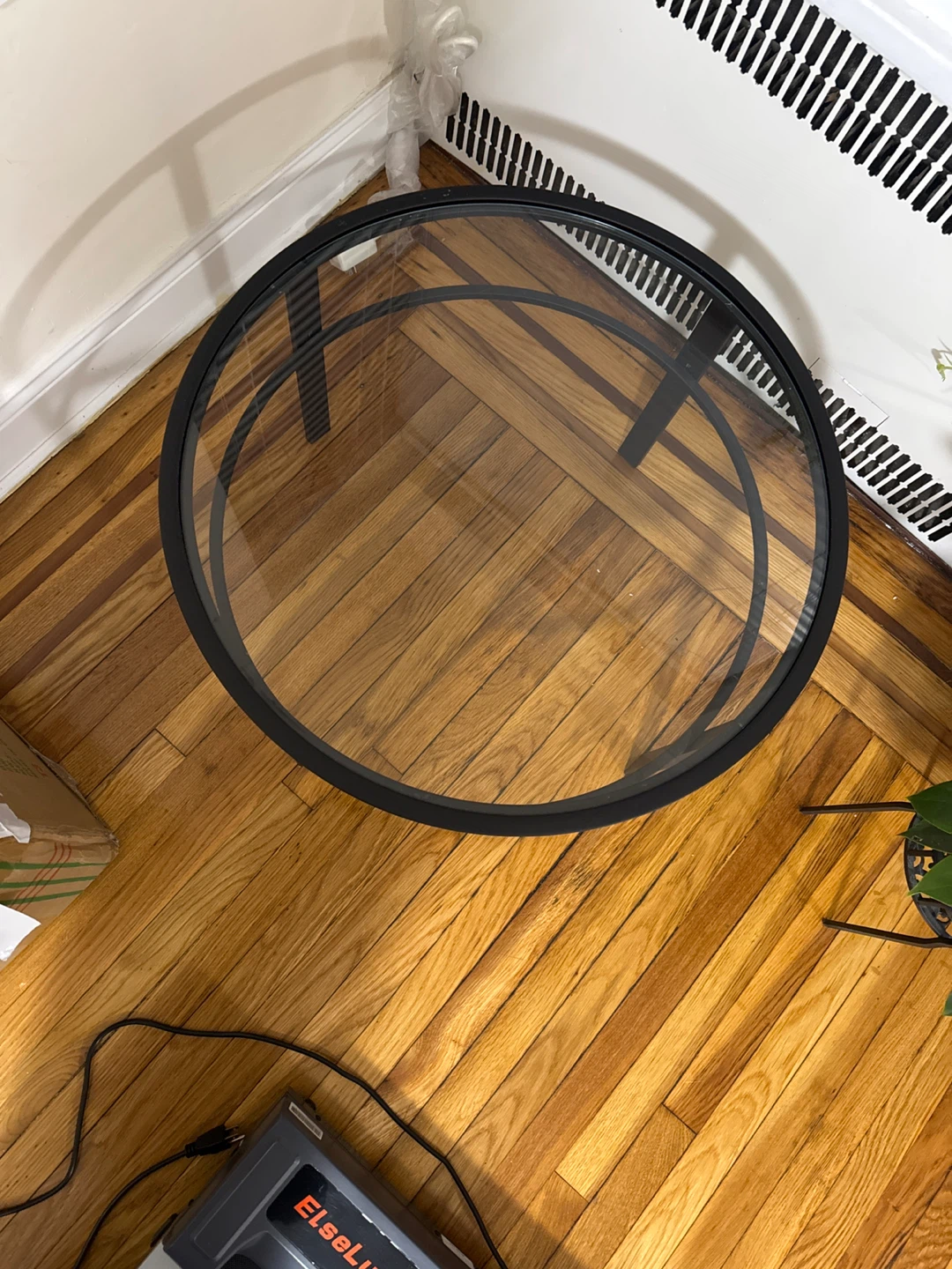 Small Round Glass Top Accent Table - photo 2