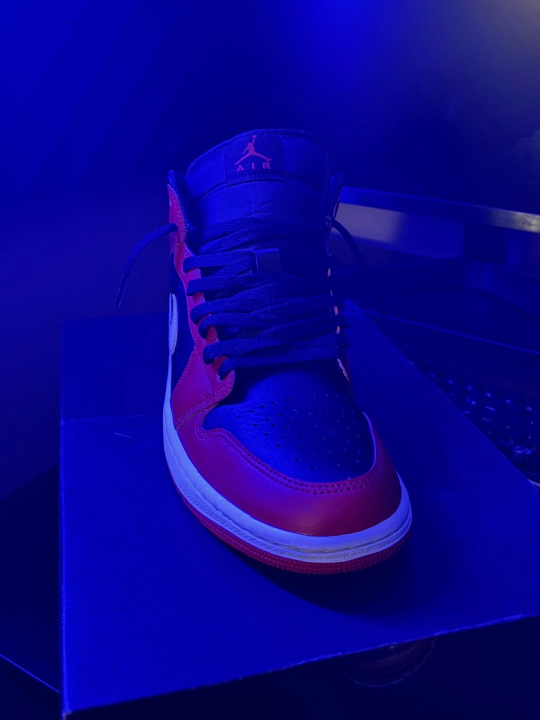 Air Jordan 1 Mid Gym Red Black White Mens - photo 3