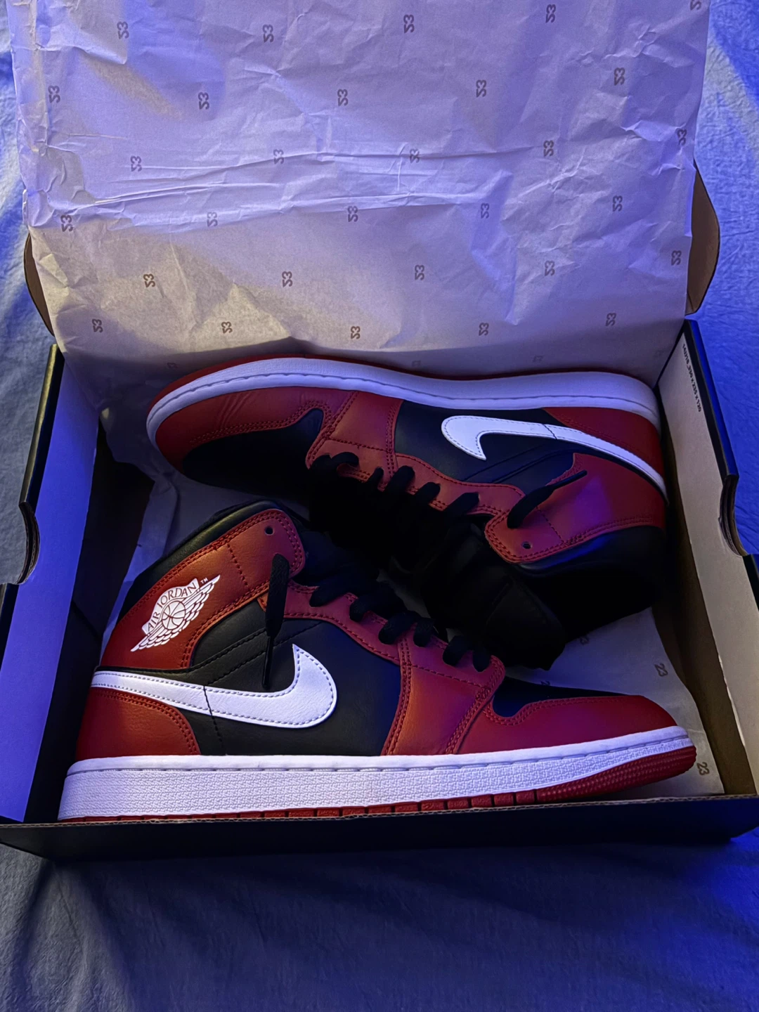 Air Jordan 1 Mid Gym Red Black White Mens - photo 2