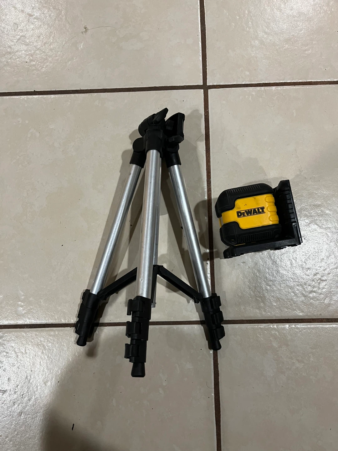 DeWalt Laser Level with Tripod