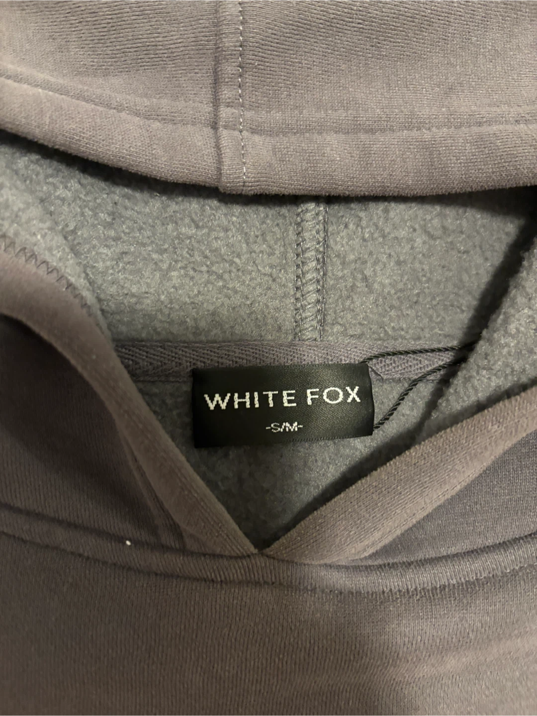 *BRAND NEW CONDITION* White Fox Volcanic Grey Hoodie - Size S/M - photo 3