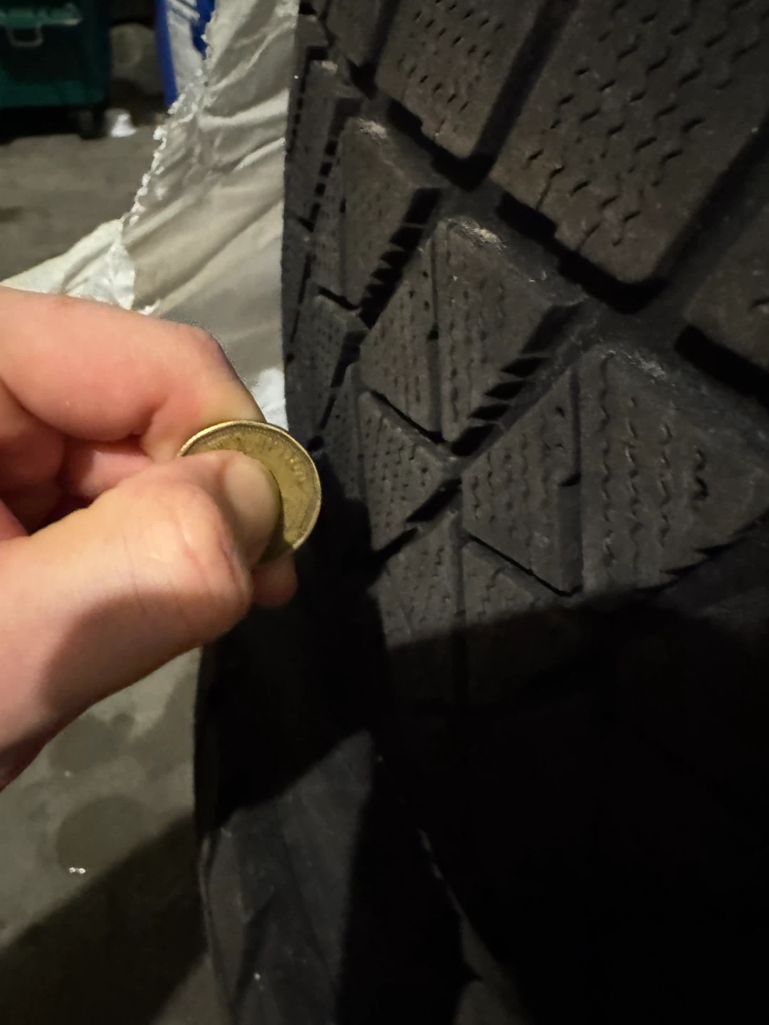 Blizzak 255/55R20 Winter Tires - photo 4