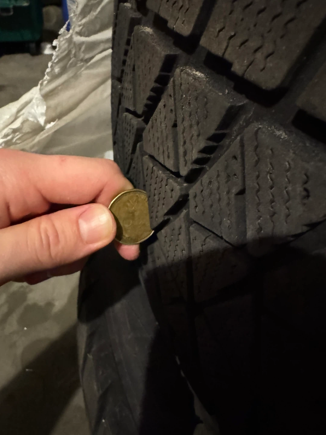 Blizzak 255/55R20 Winter Tires - photo 3