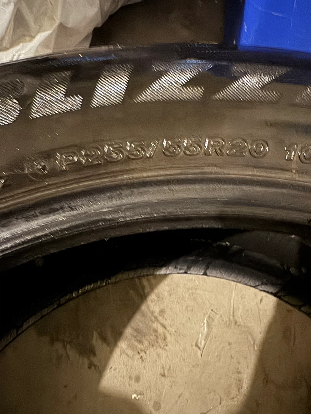 Blizzak 255/55R20 Winter Tires - photo 5