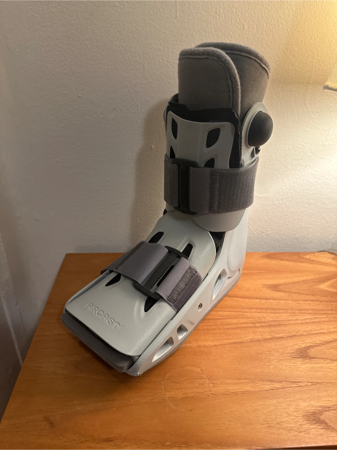 Aircast Walker Boot - Small Size