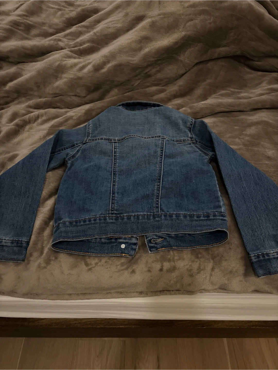 Old Navy Kids Denim Jacket - Size S (6-7) - photo 2