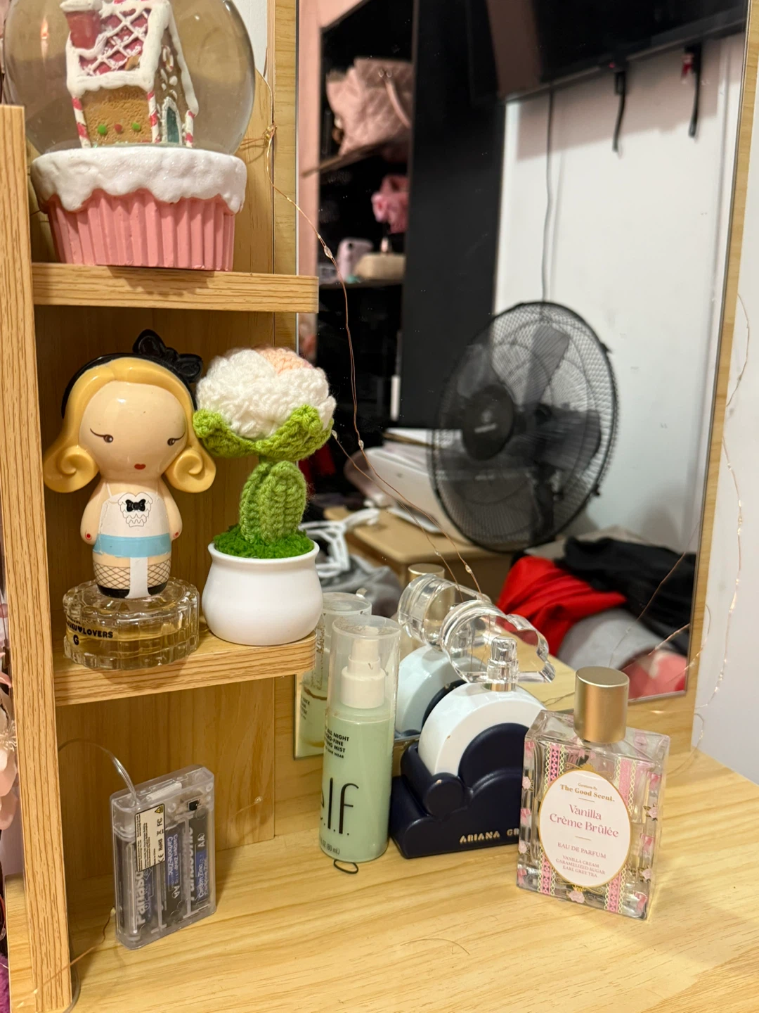 Vanity Table - photo 2