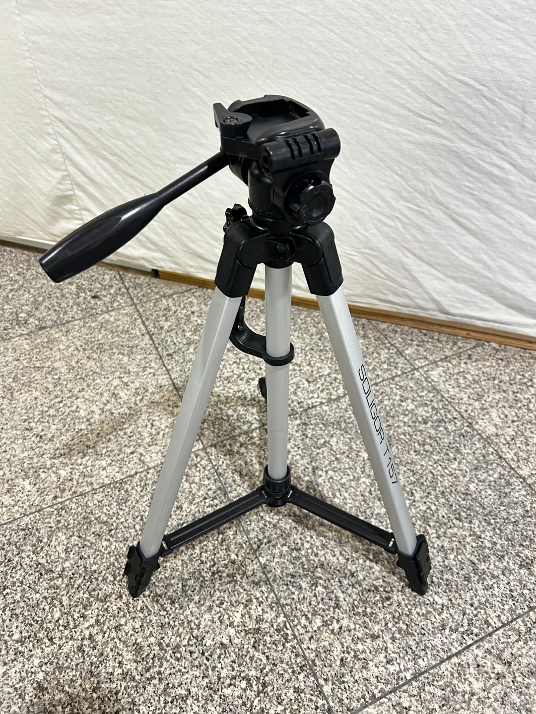 Soligor T157 Tripod - photo 2