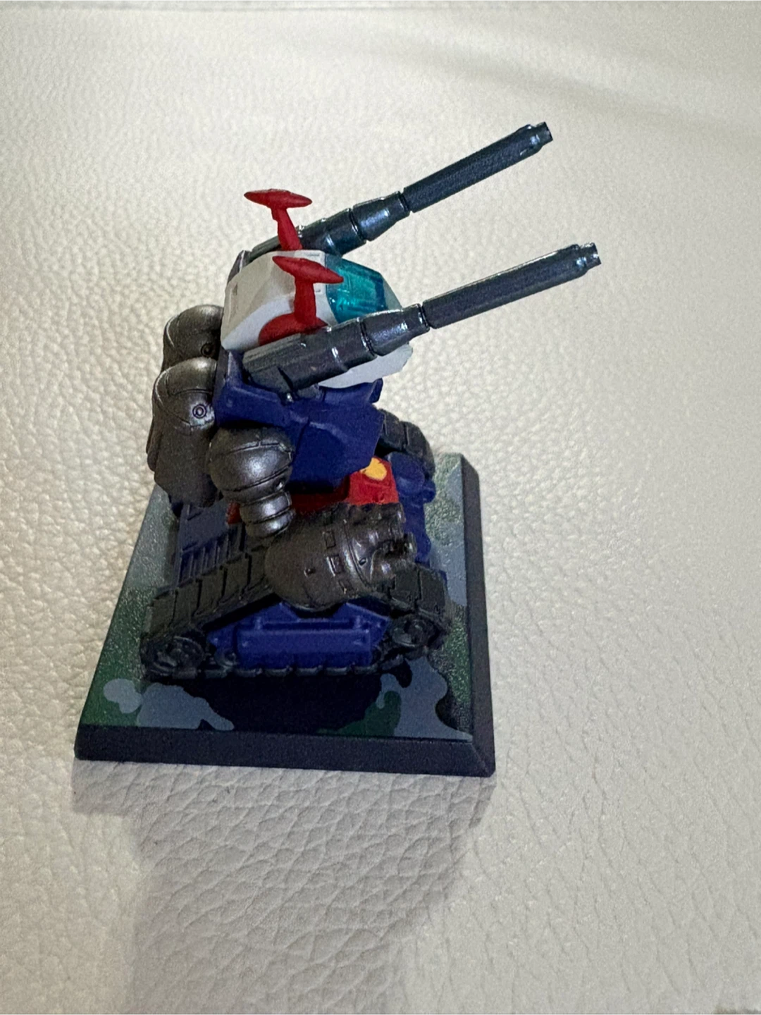 Gundam Converge Guntank Jaburo Version) mini-figure - photo 4