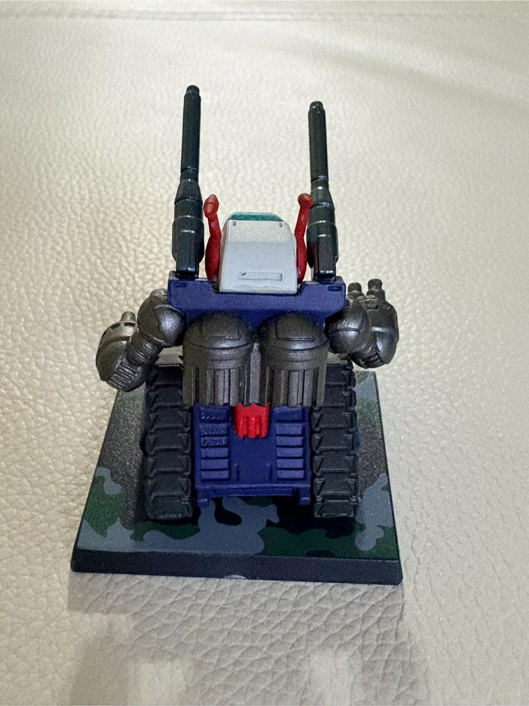 Gundam Converge Guntank Jaburo Version) mini-figure - photo 3