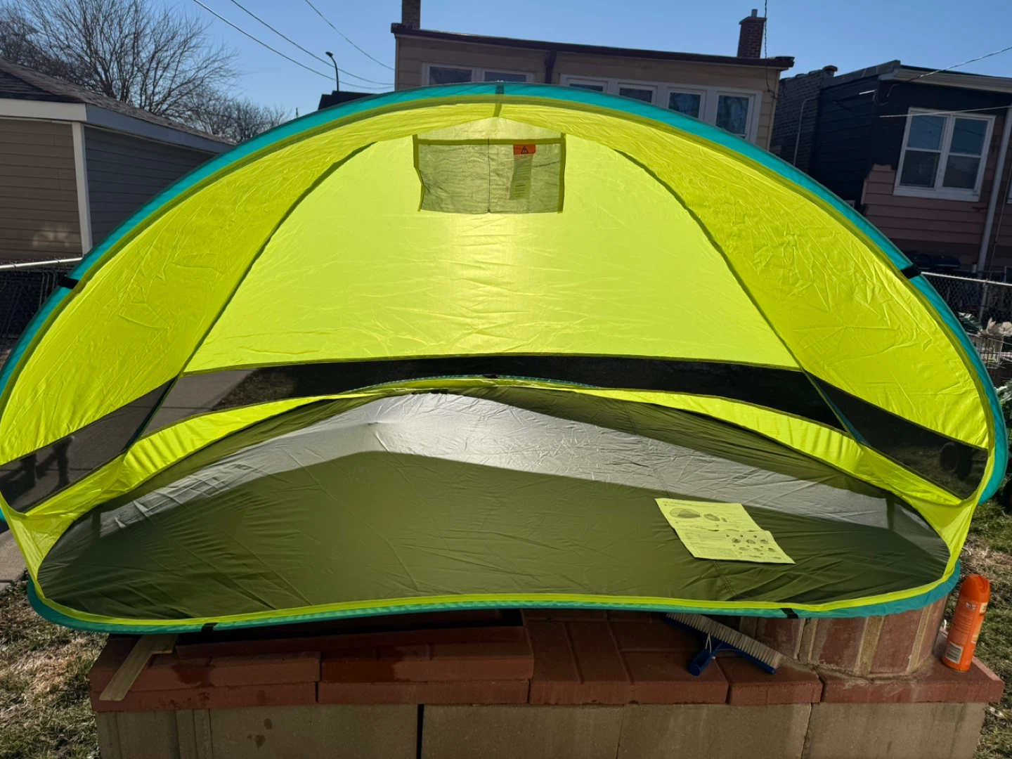 Pop-Up Sun Shelter - Beach Tent