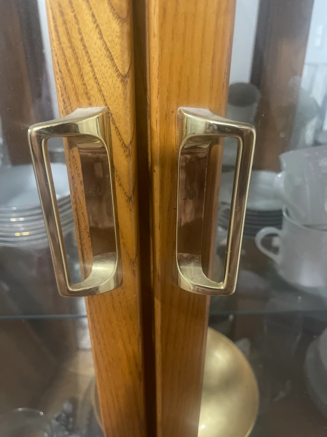 Wooden China Cabinet - photo 4