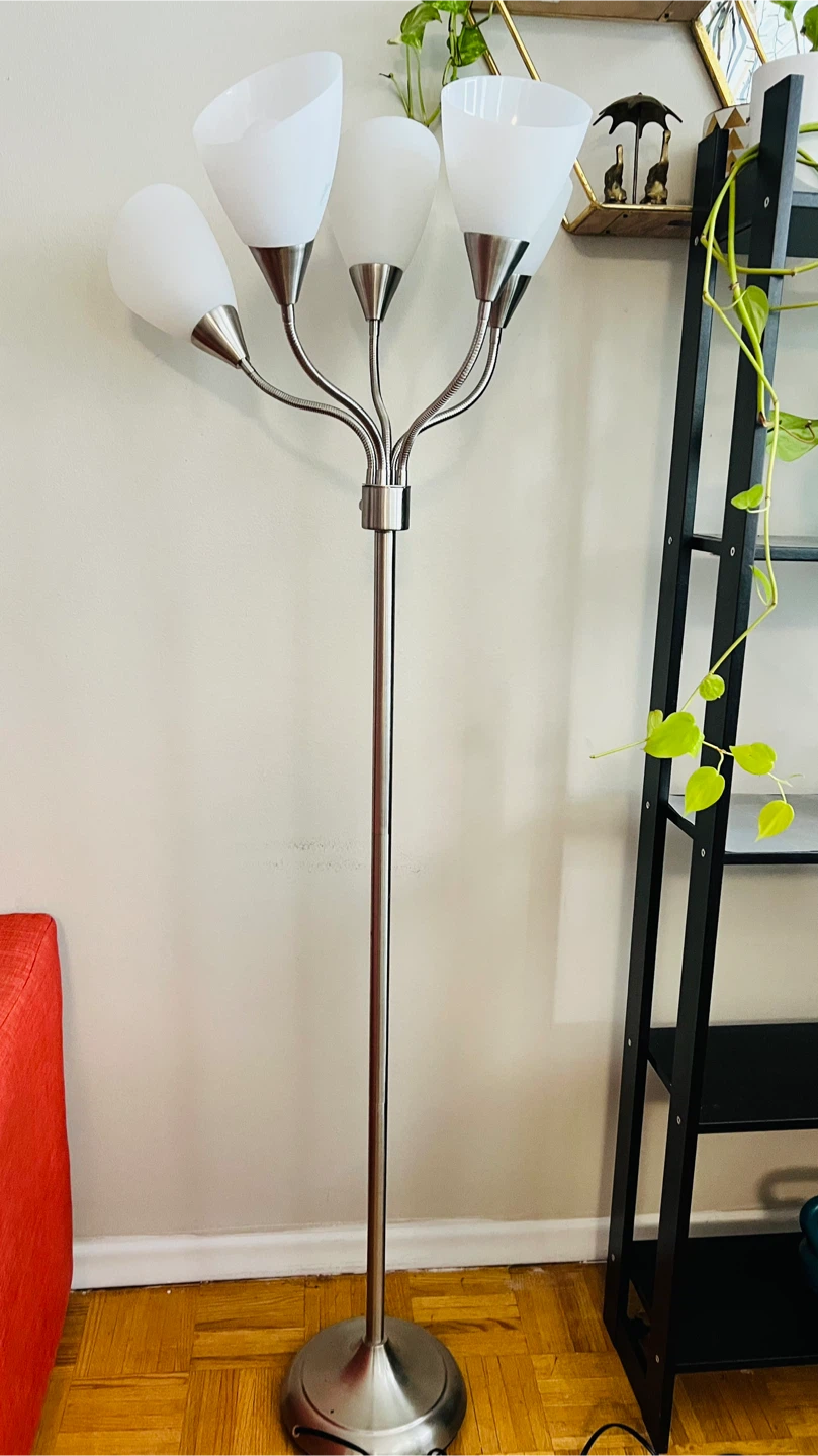 Silver Floor Lamp with 5 Lights - photo 3