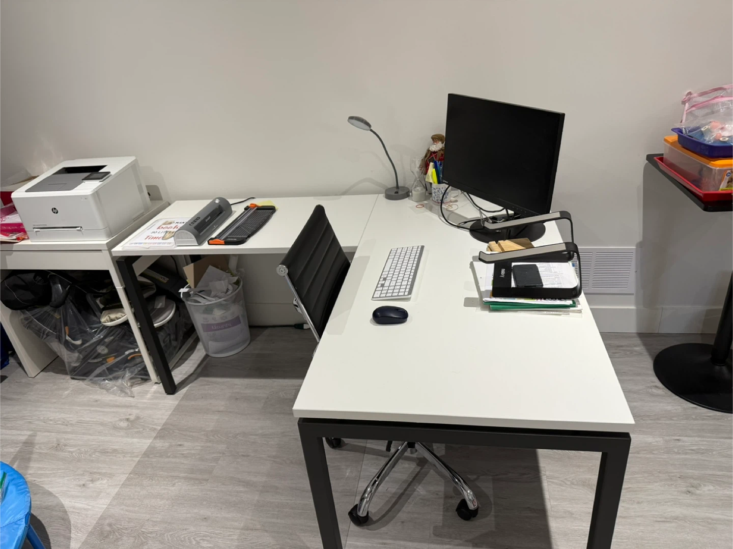 White Corner Desk - EQ3 Novah L desk - photo 2