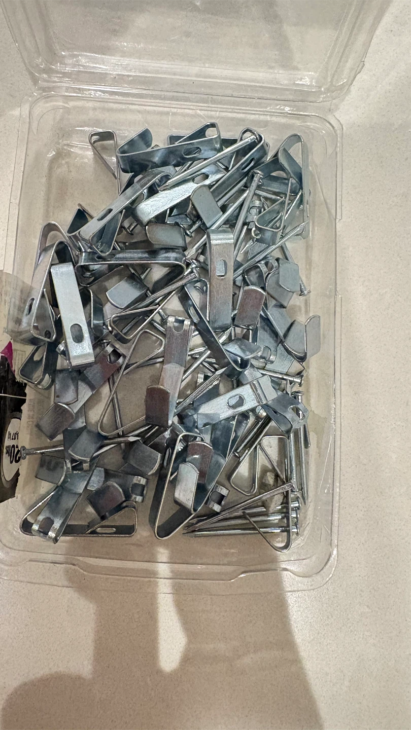 Picture Frame Hanging Hardware Kit