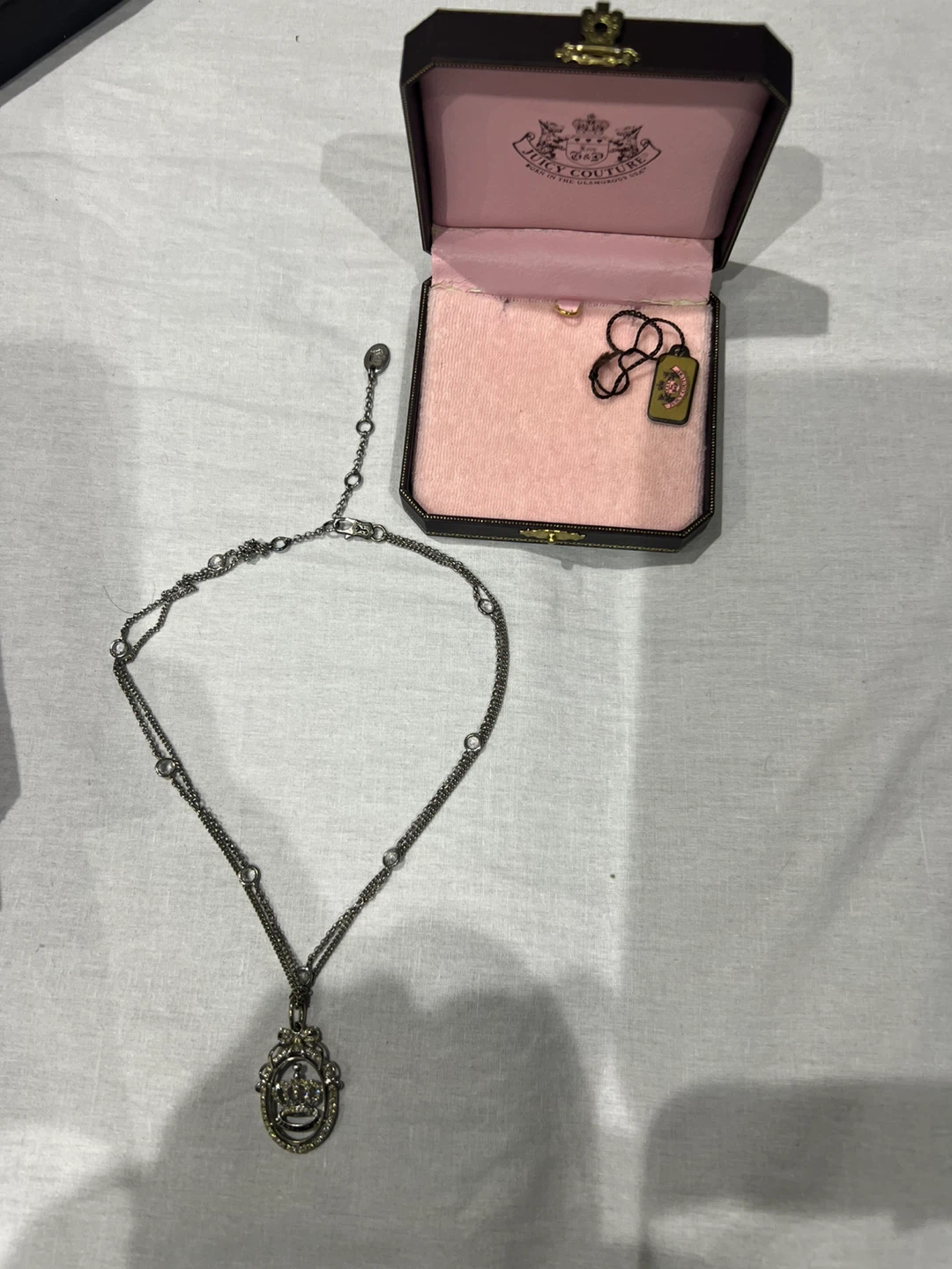 Juicy Couture Necklace with Crown Pendant - photo 4