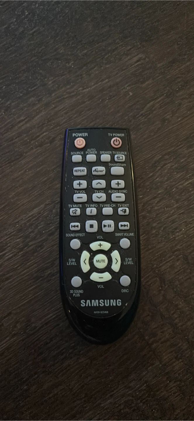 Samsung soundbar with BT sub woofer - photo 5