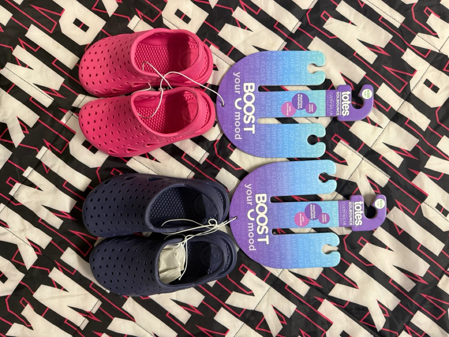 Totes Solbounce Kids Clogs - Pink & Navy