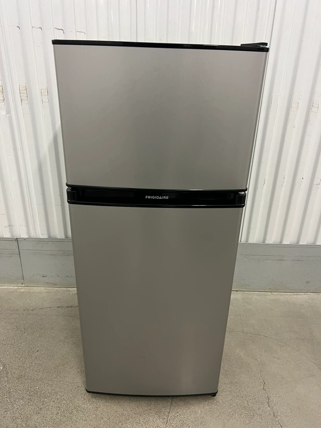 Frigidaire Silver Compact Refrigerator
