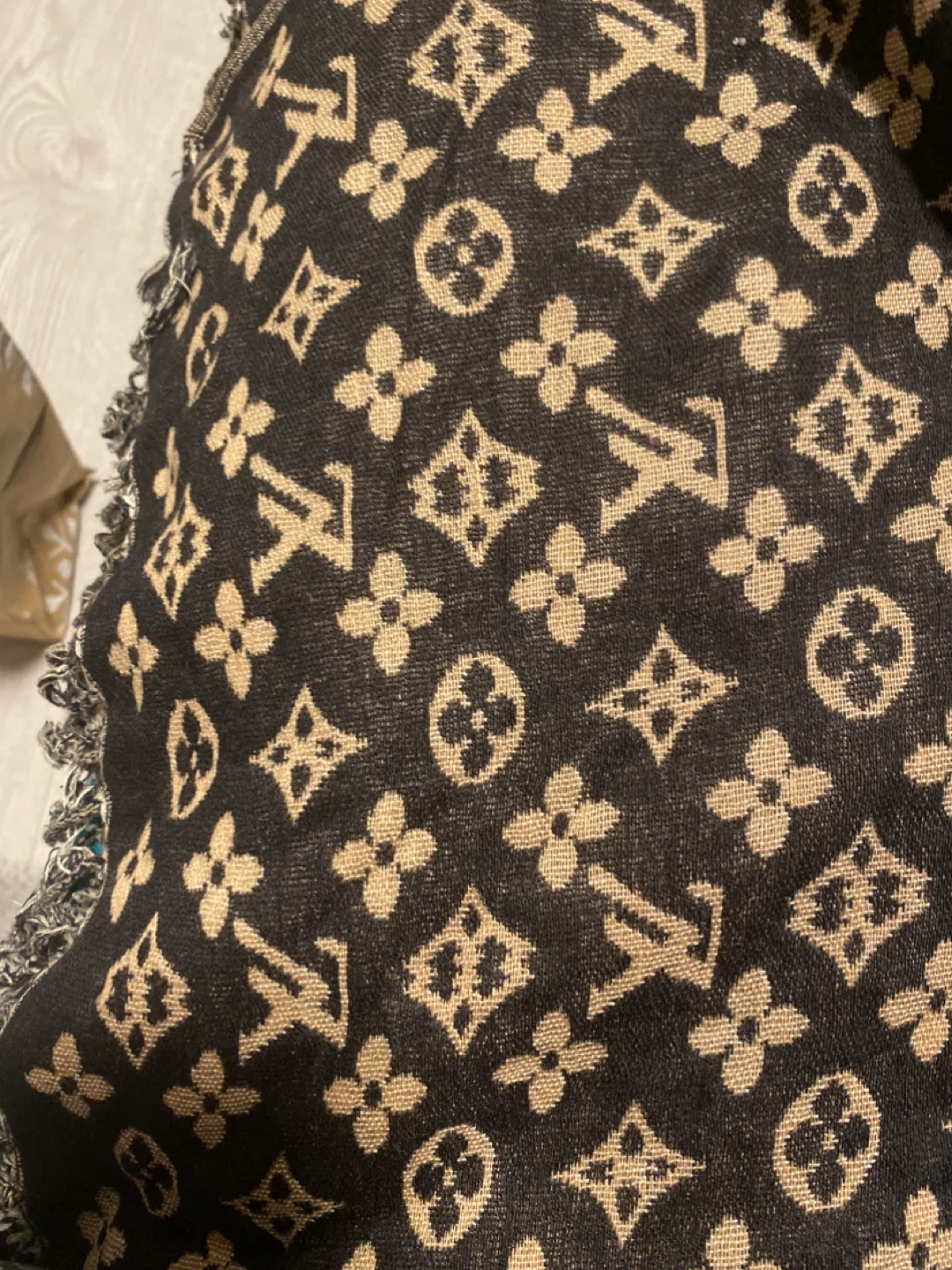 Shawls - photo 2