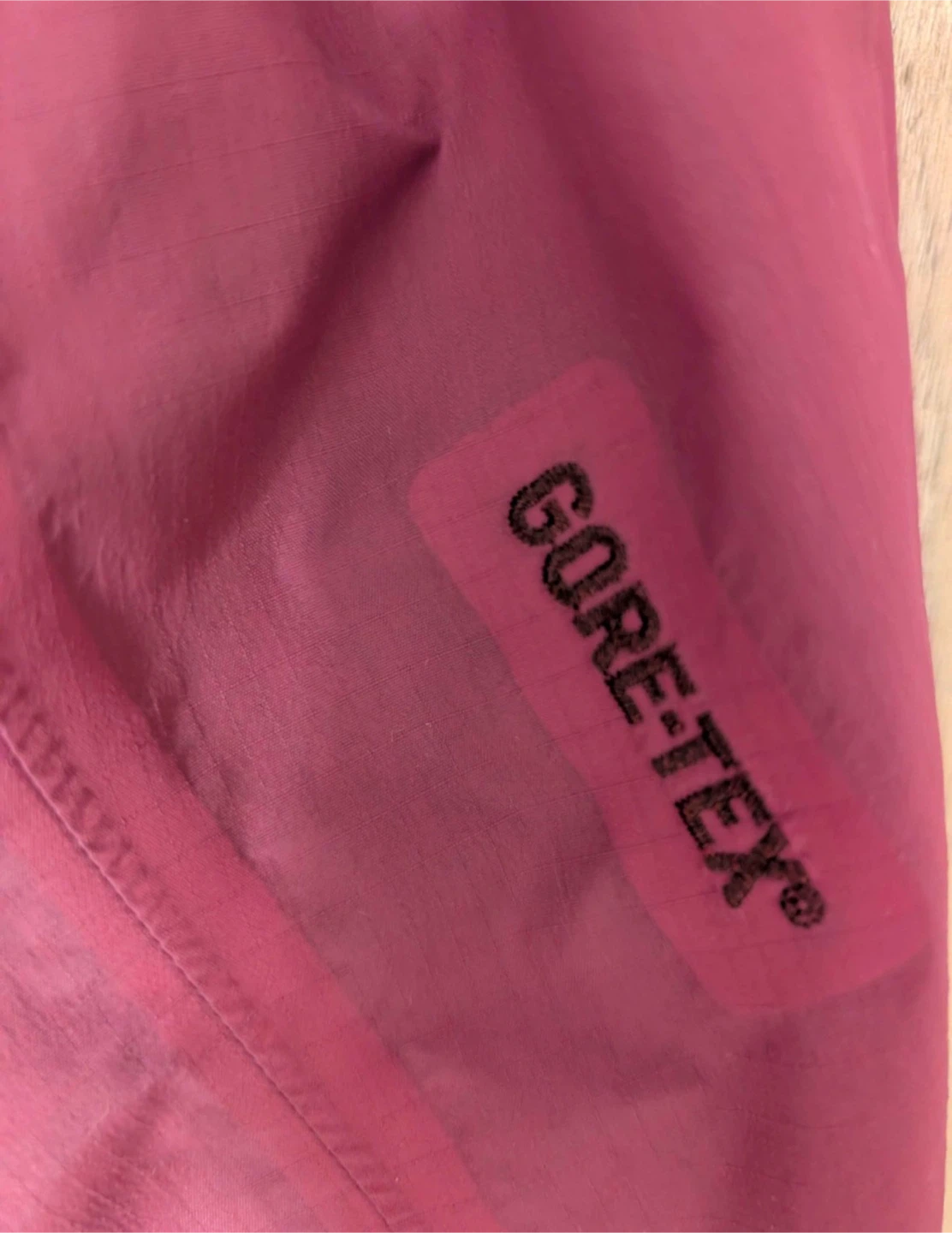 Arc'teryx GoreTex Women's Jacket Size S - photo 3
