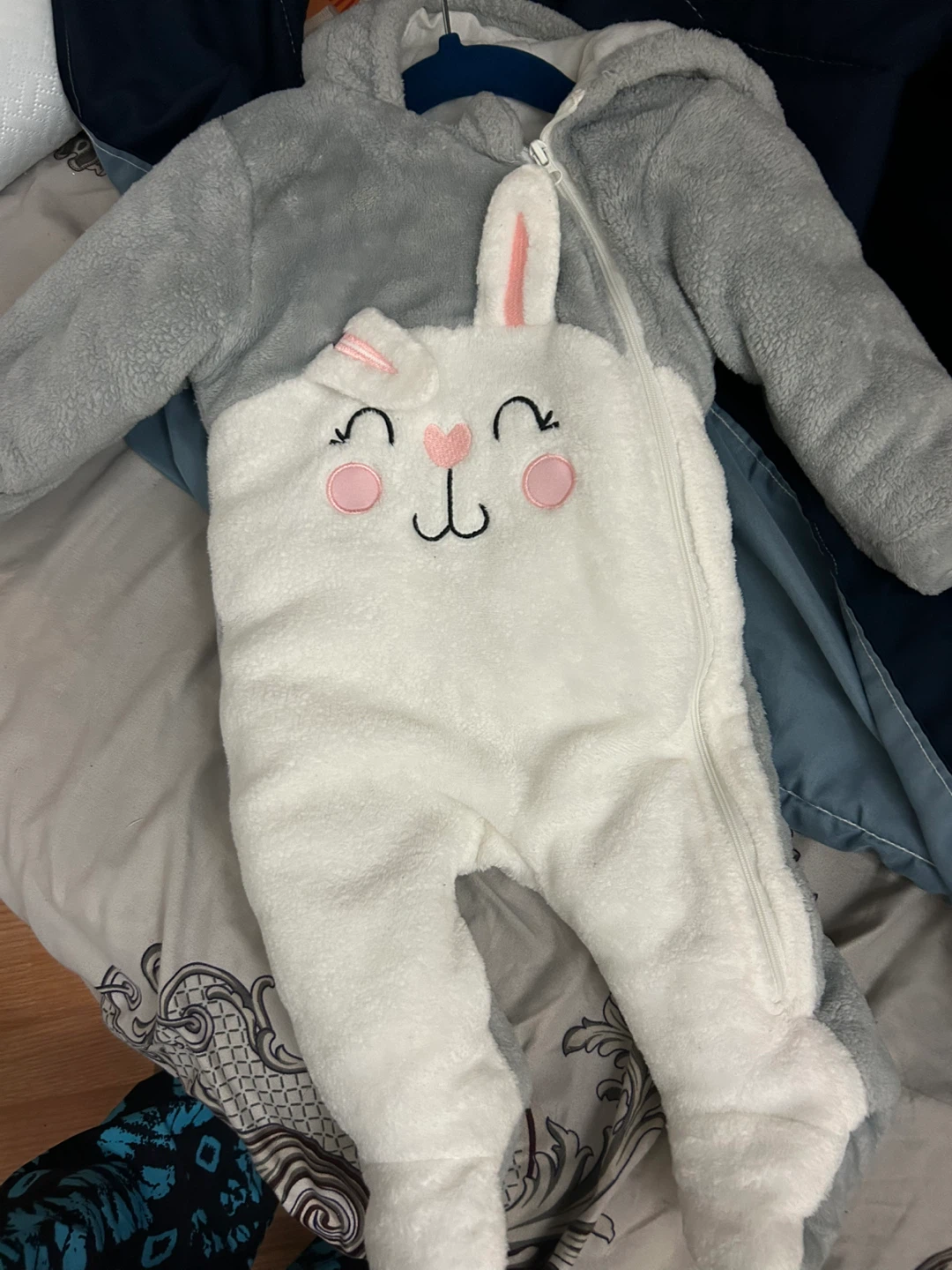 Adorable Bunny Snowsuit - Size 3-6m