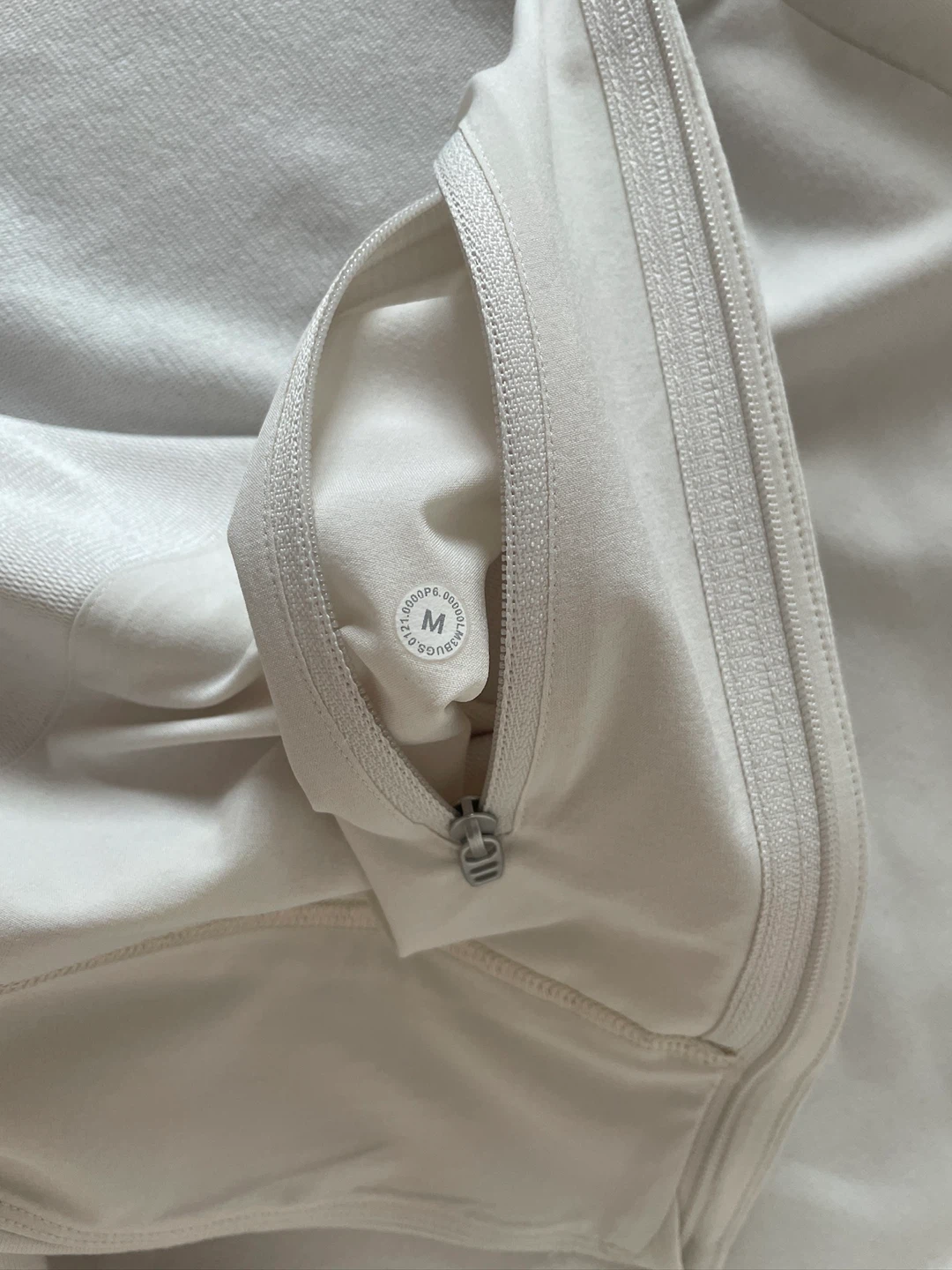 Lululemon Cream Long Sleeve - M - photo 5