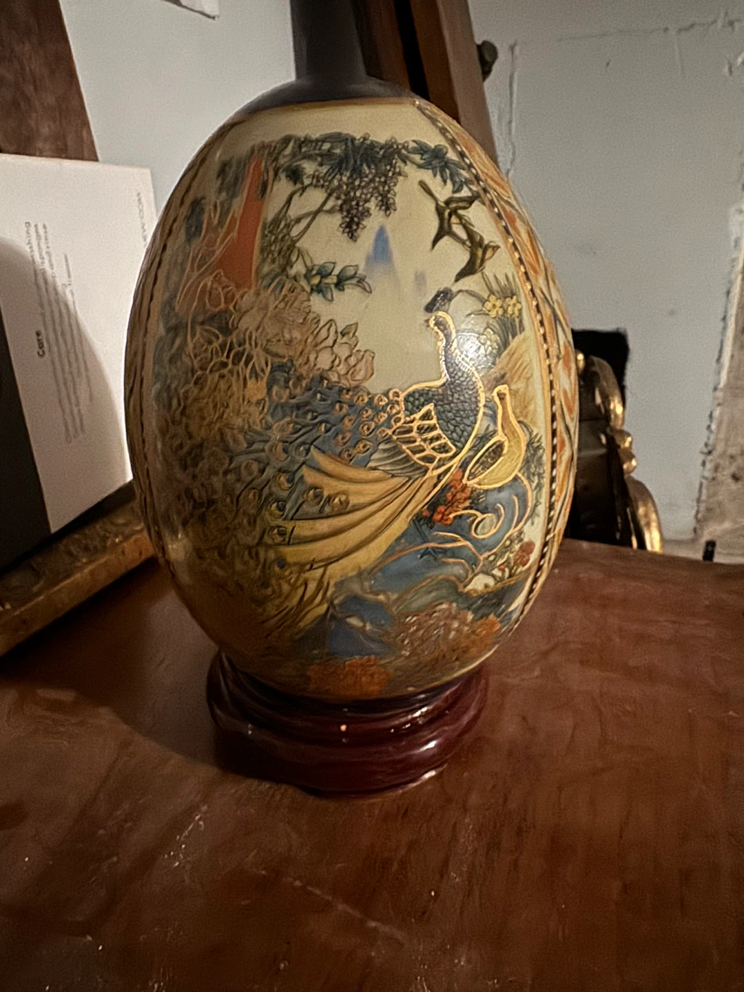 Decorative Egg SATUMO Porcelain China Egg with Wooden  Stand