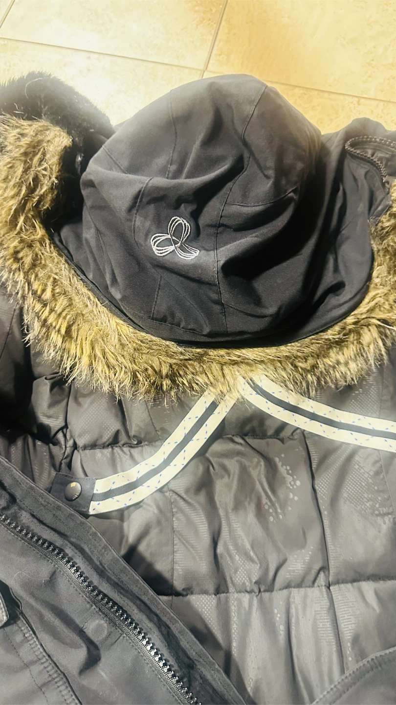 Aritzia / TNA Bancroft Parka - Size S and XS - photo 4