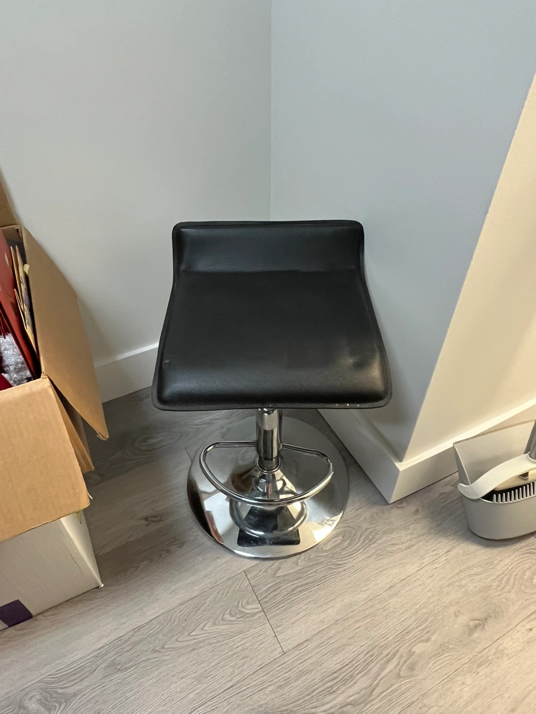 Barstool - photo 2