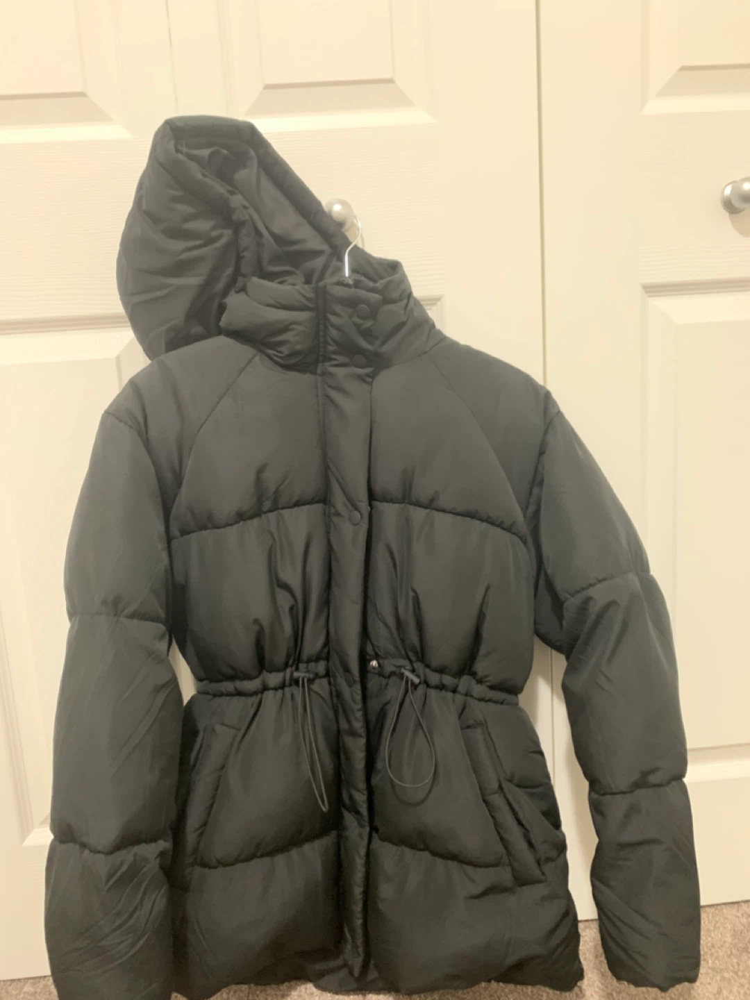 H&M Black Puffer Jacket – Size Small (NEW) - photo 3