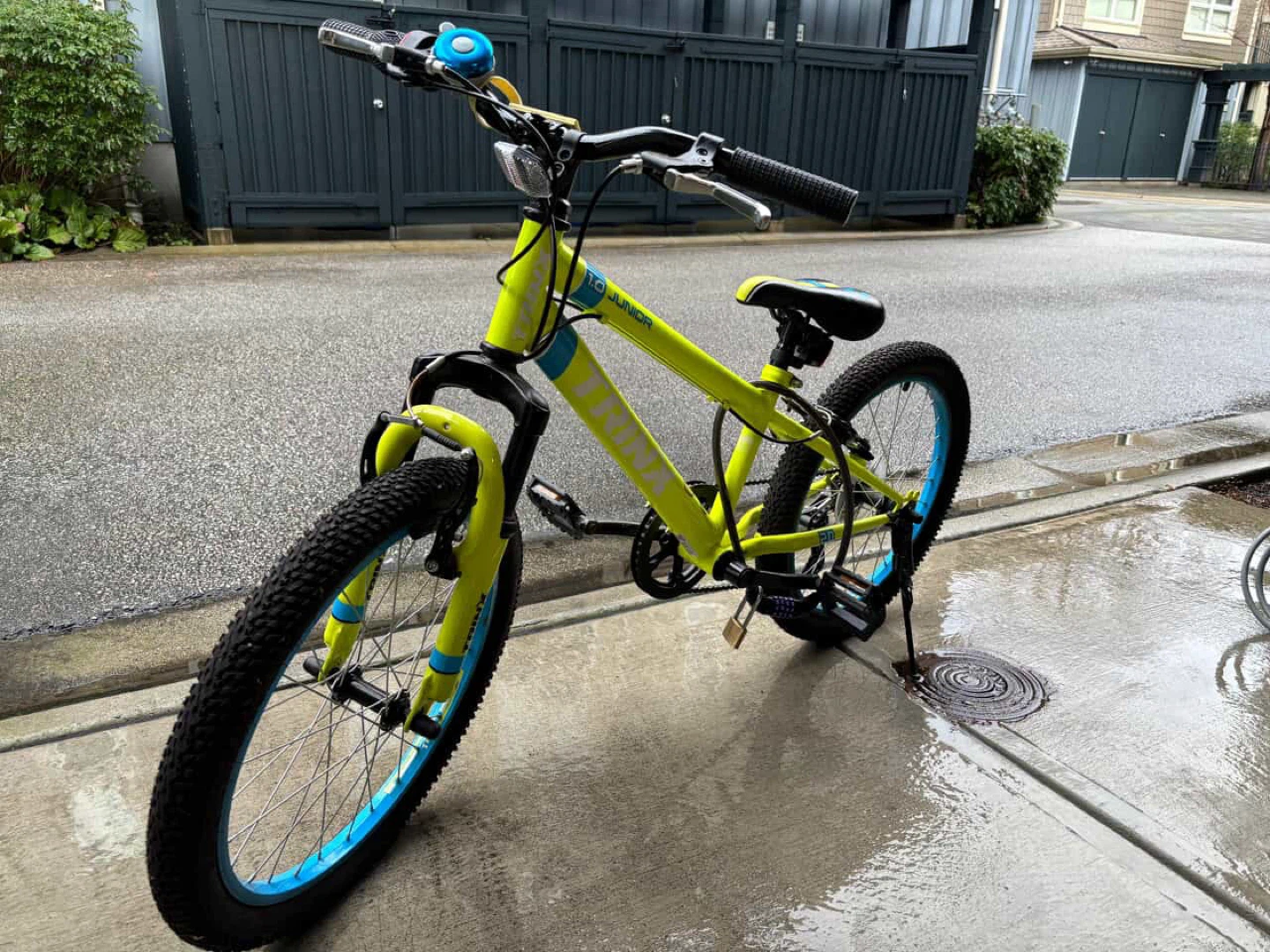 🚲 TRINX Junior 1.0 Kids Bike (20”) – Good Condition