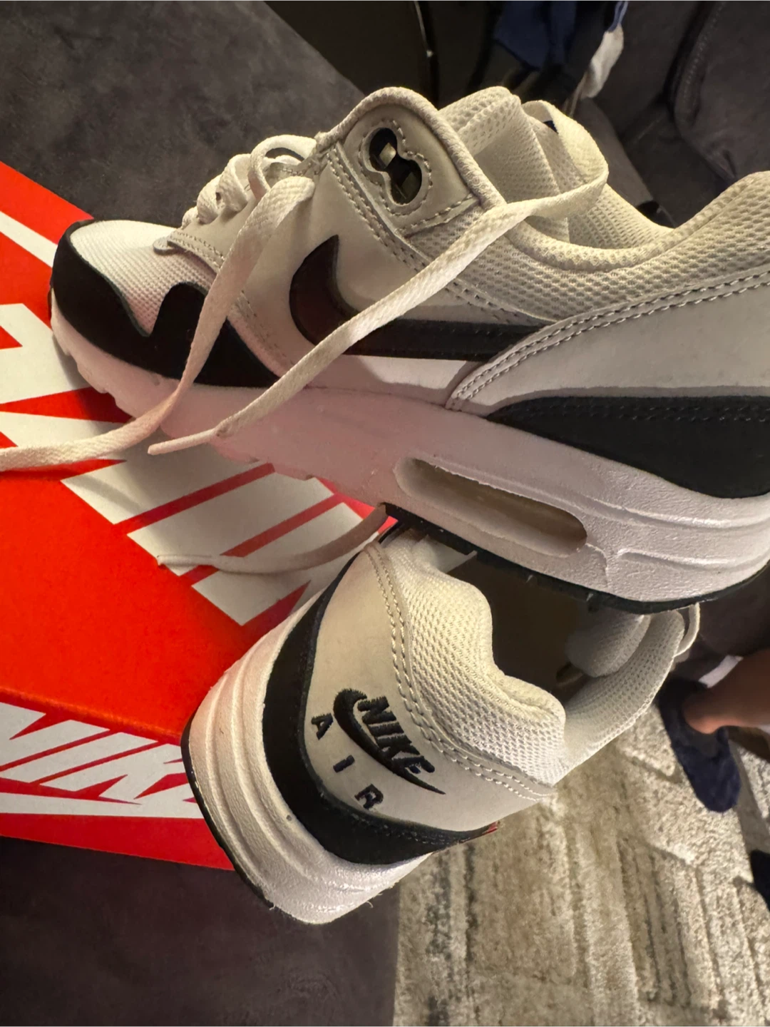 Nike Air Max 1 - Size 4Y - photo 5