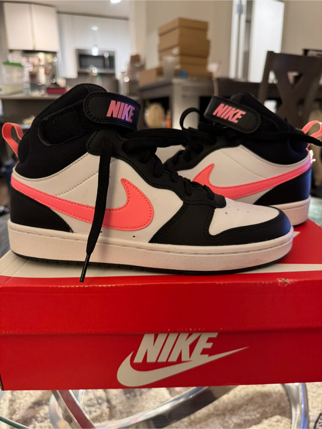 Nike Court Borough Mid 2 (GS) Size 6.5 Youth