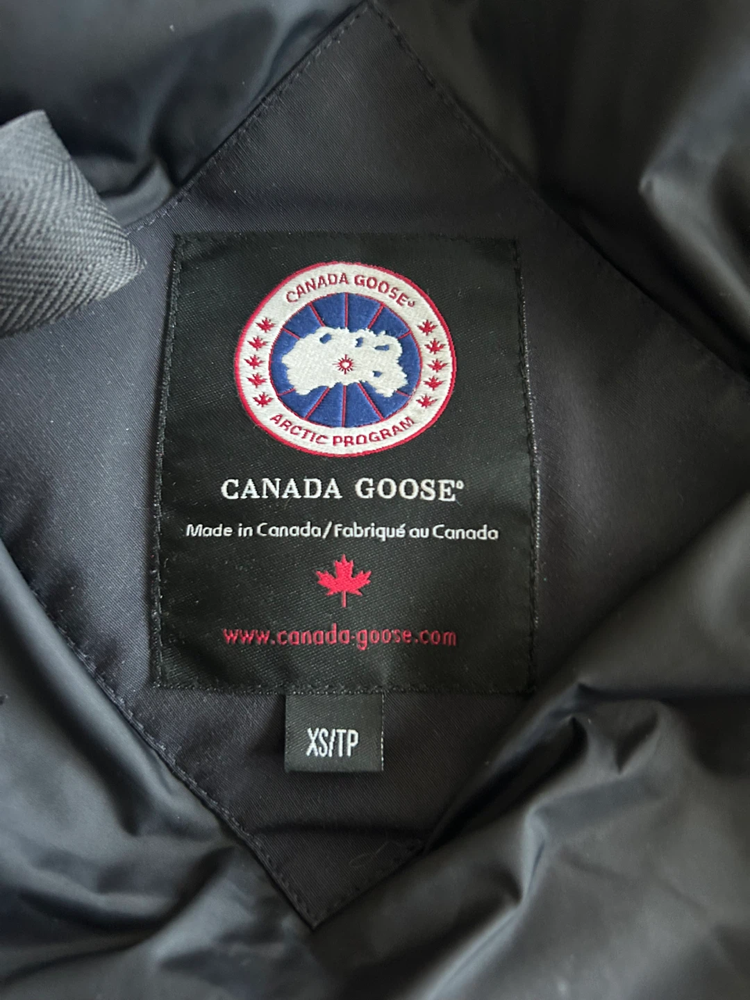 Canada Goose puffer ~ Women’s XS - photo 3