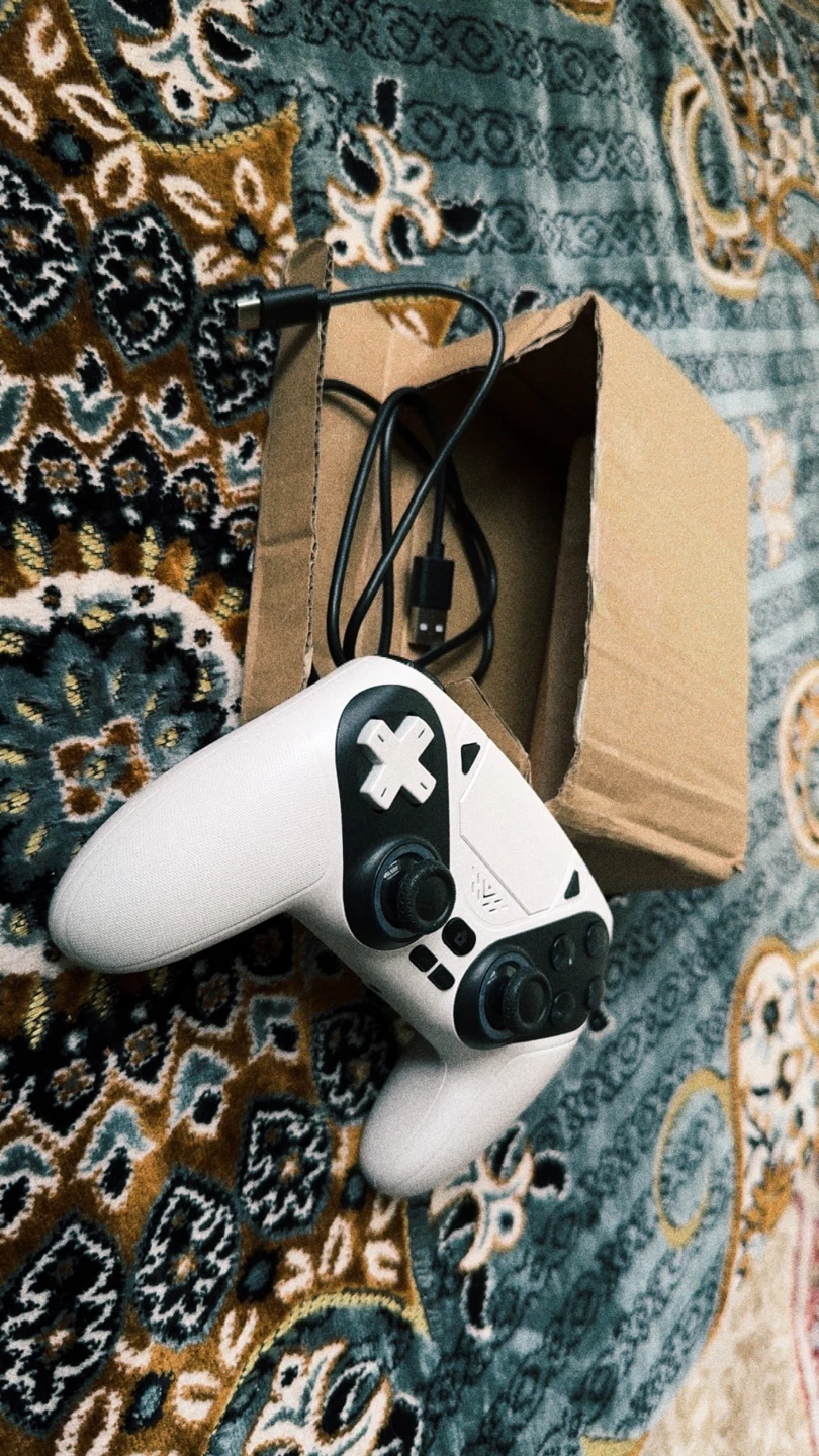 New PS5 Pro/Slim/PC Gamepad - White - photo 2