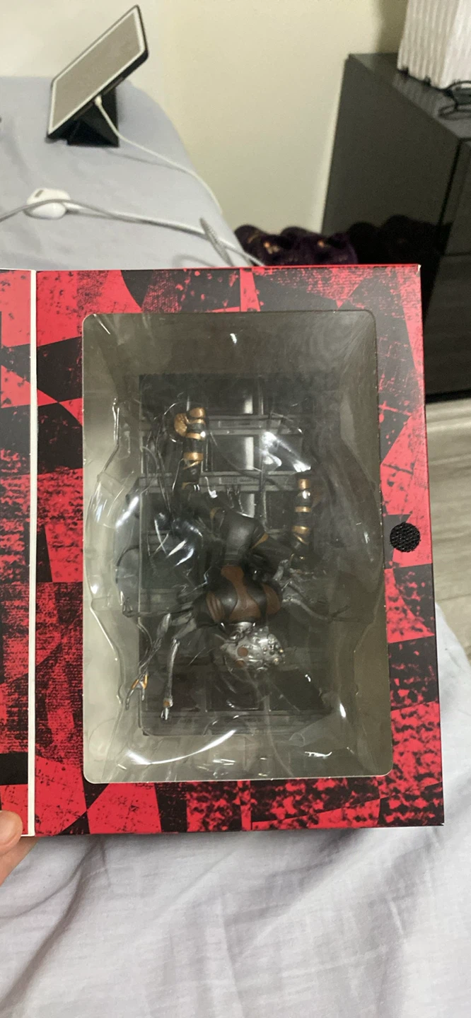 Crowdstrike Scattered Spider Figure - photo 3