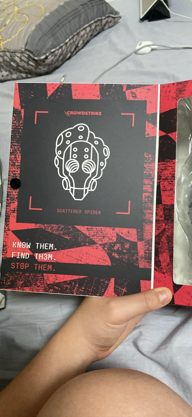 Crowdstrike Scattered Spider Figure - photo 2