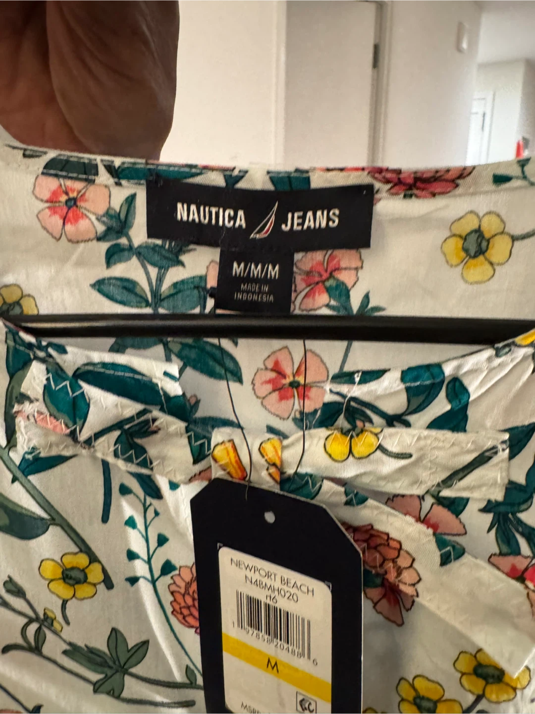 Nautica Jeans Newport Beach Floral Top - Size M - photo 3