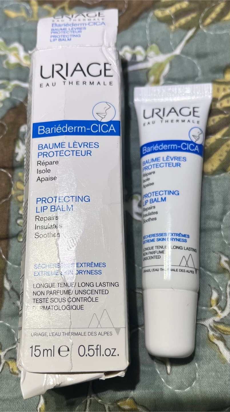Uriage Bariéderm-CICA Protecting Lip Balm
