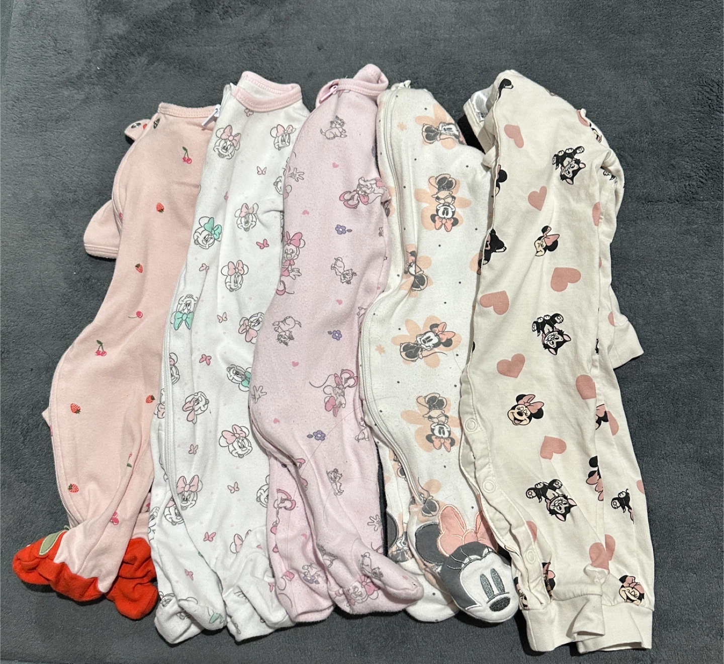 0-3 Month Minnie Mouse Baby + Strawberry Shortcake Sleepers (5)