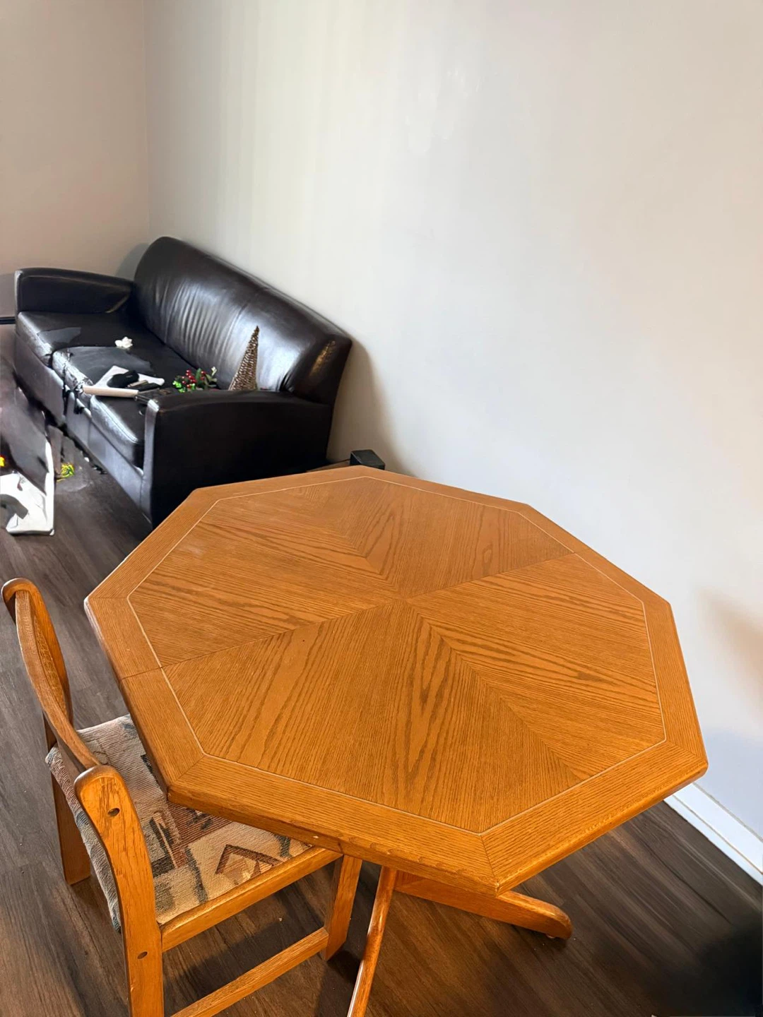 Classic Oak Wood Extendable Dining Table with 4 Chairs - photo 3