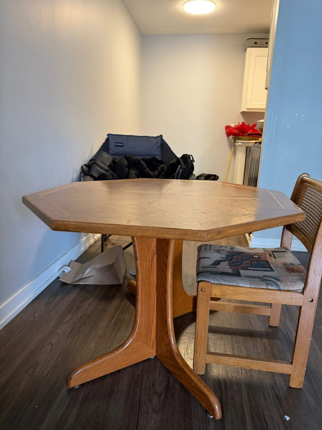 Classic Oak Wood Extendable Dining Table with 4 Chairs - photo 2