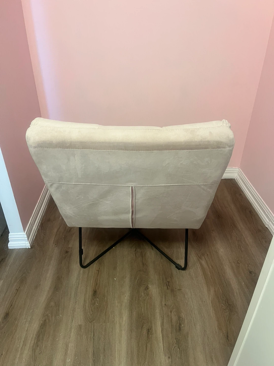 Pink Accent Chair - photo 3