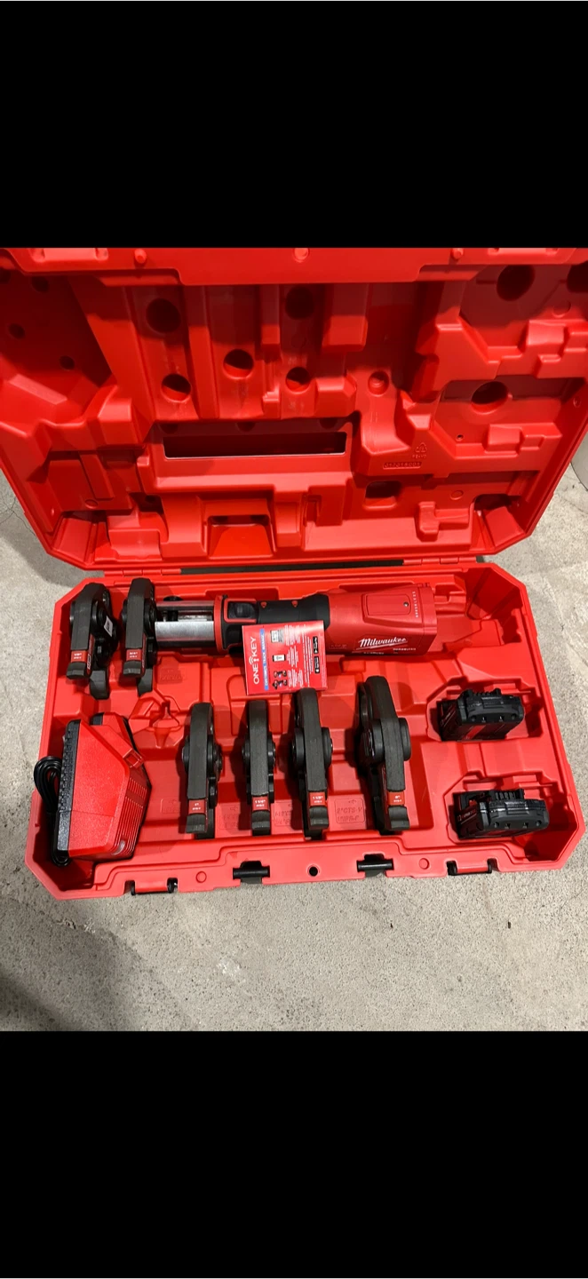 Milwaukee M18 Force Logic Press Tool Kit