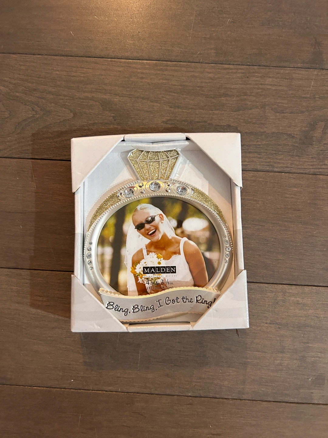 Malden International Designs Ring Picture Frame - New