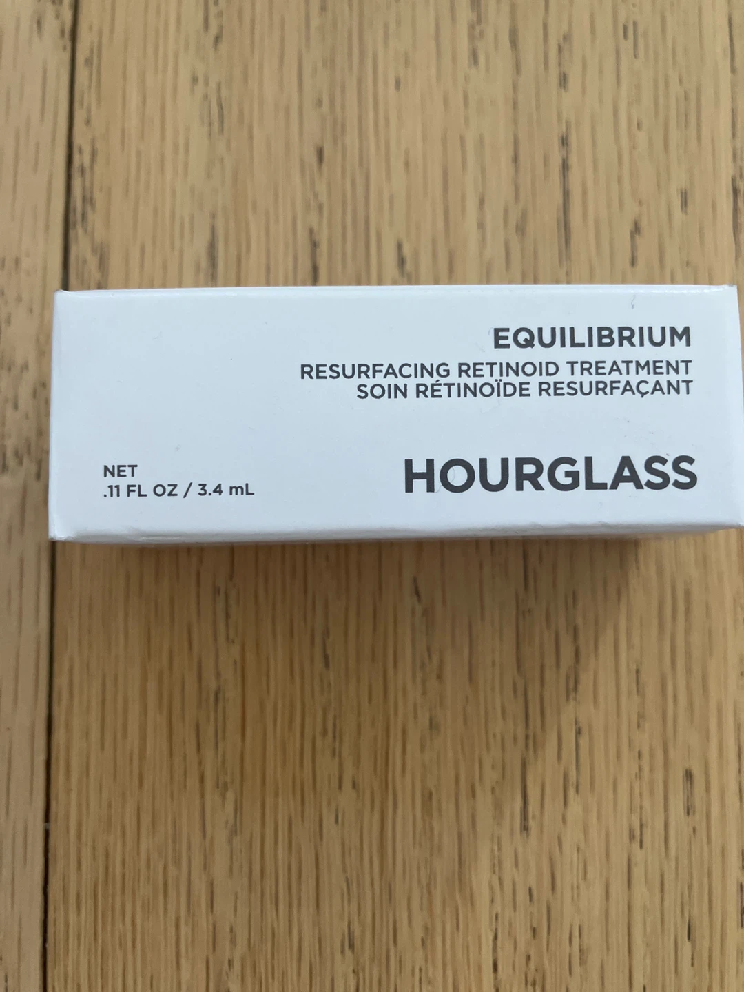 Hourglass Equilibrium Resurfacing Retinoid Treatment - New